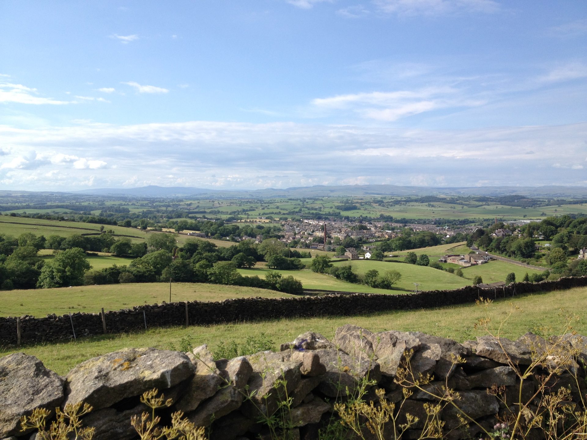 /content/uploads/Barnoldswick_looking_across_Craven_and_the_Yorkshire_Dales-1920x1440.jpg