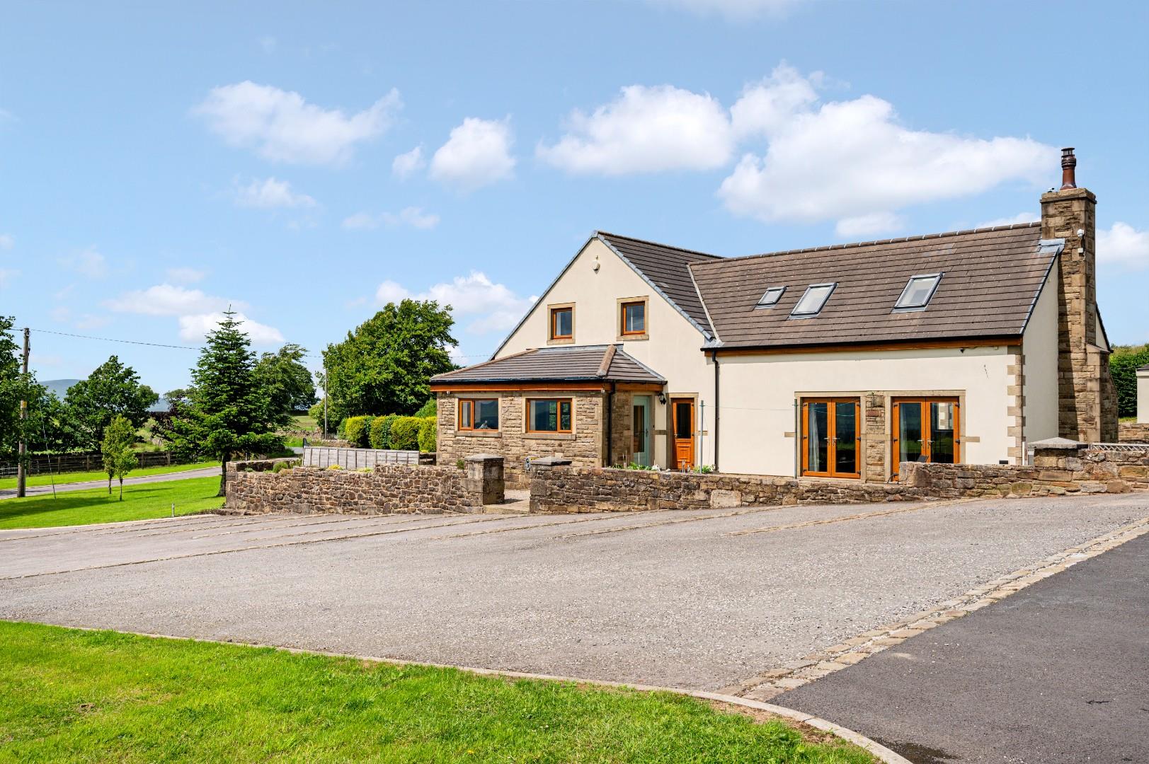 Long Hey House Image
