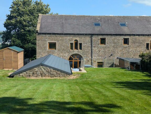East Pasture Barn Image