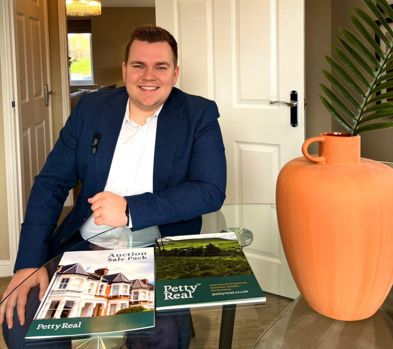 Robert Petty, valuer
