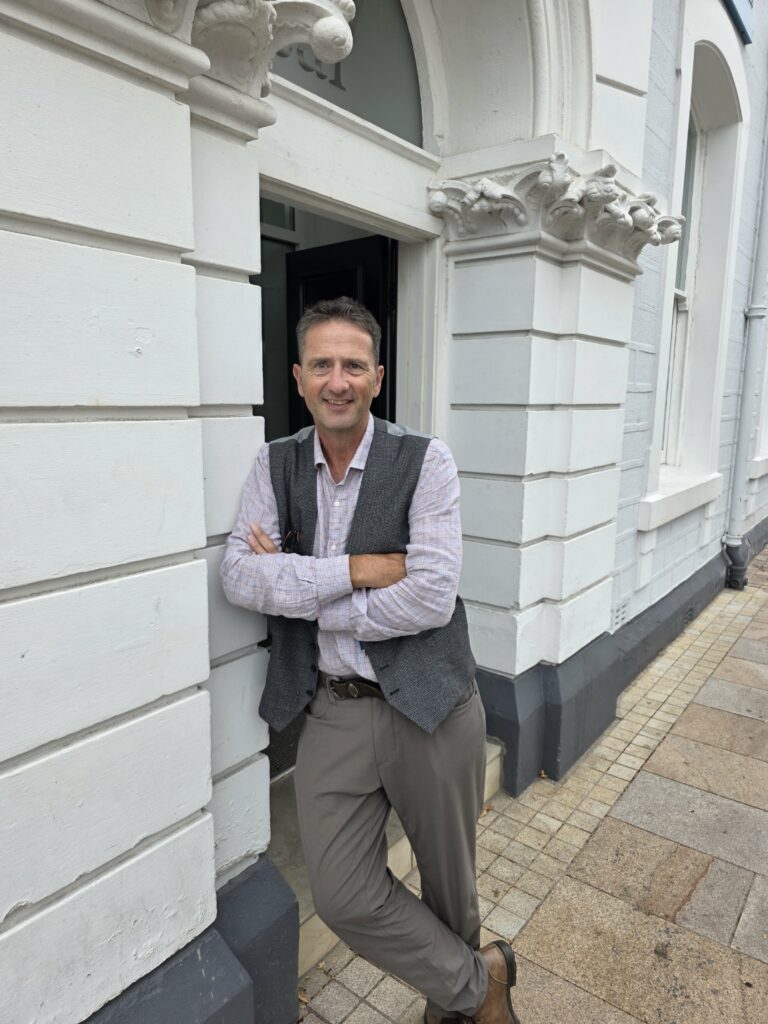 Ian Bythell